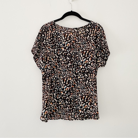 West Kei Leah Printed Short Sleeve Woven Top - Picture 3 of 5